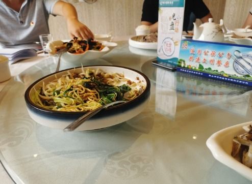 遼寧鞍山 倡導(dǎo)厲行節(jié)約 推動(dòng)文明用餐